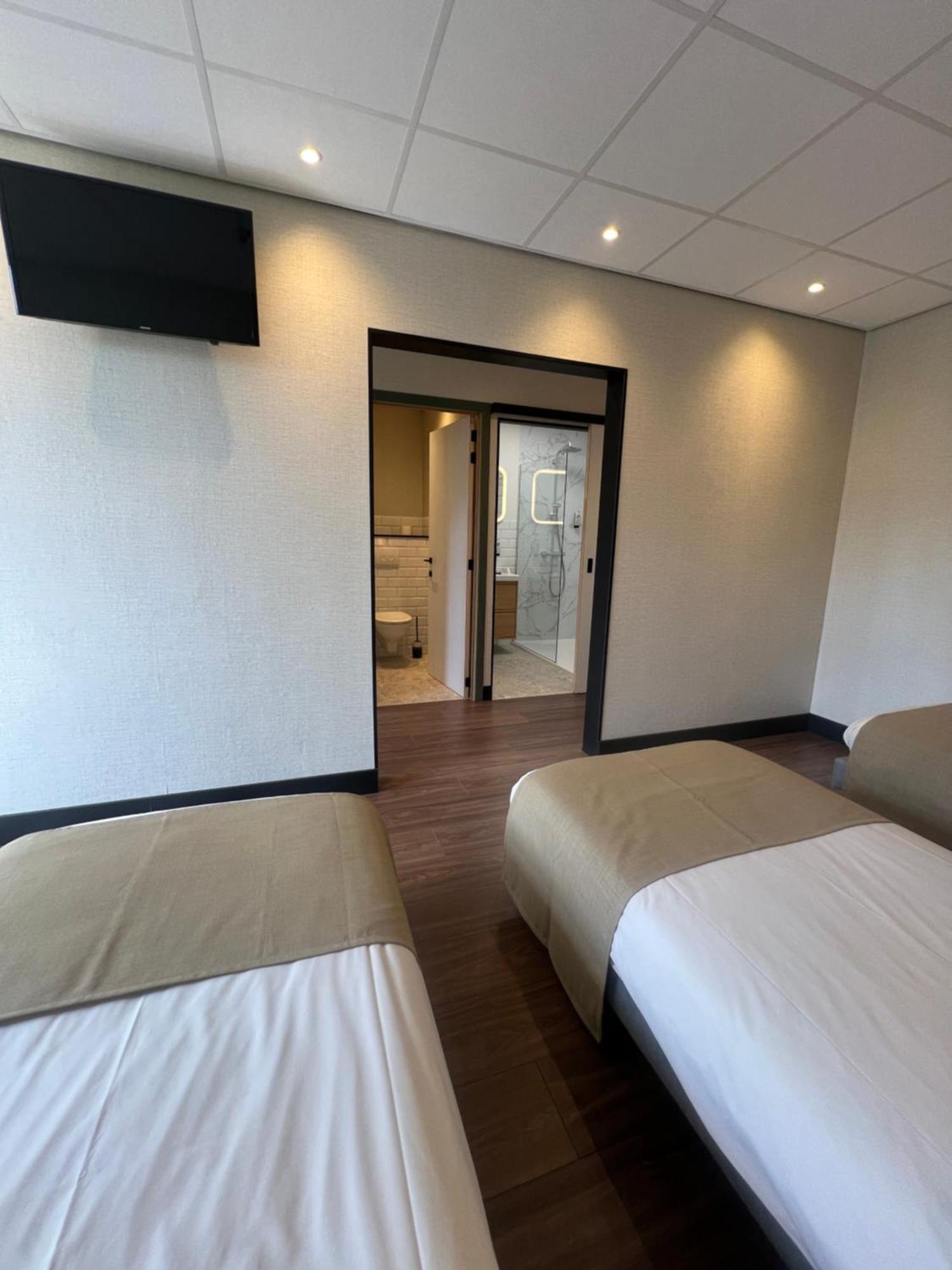 De Venne Hotel 3*